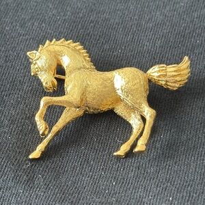 Monet Signed Gold Trotting Horse Pin